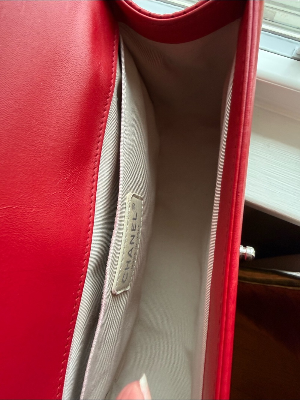 CHANEL Red Quilted Boy Flap Shoulder Bag with Silver Chain - Picture 5 of 10